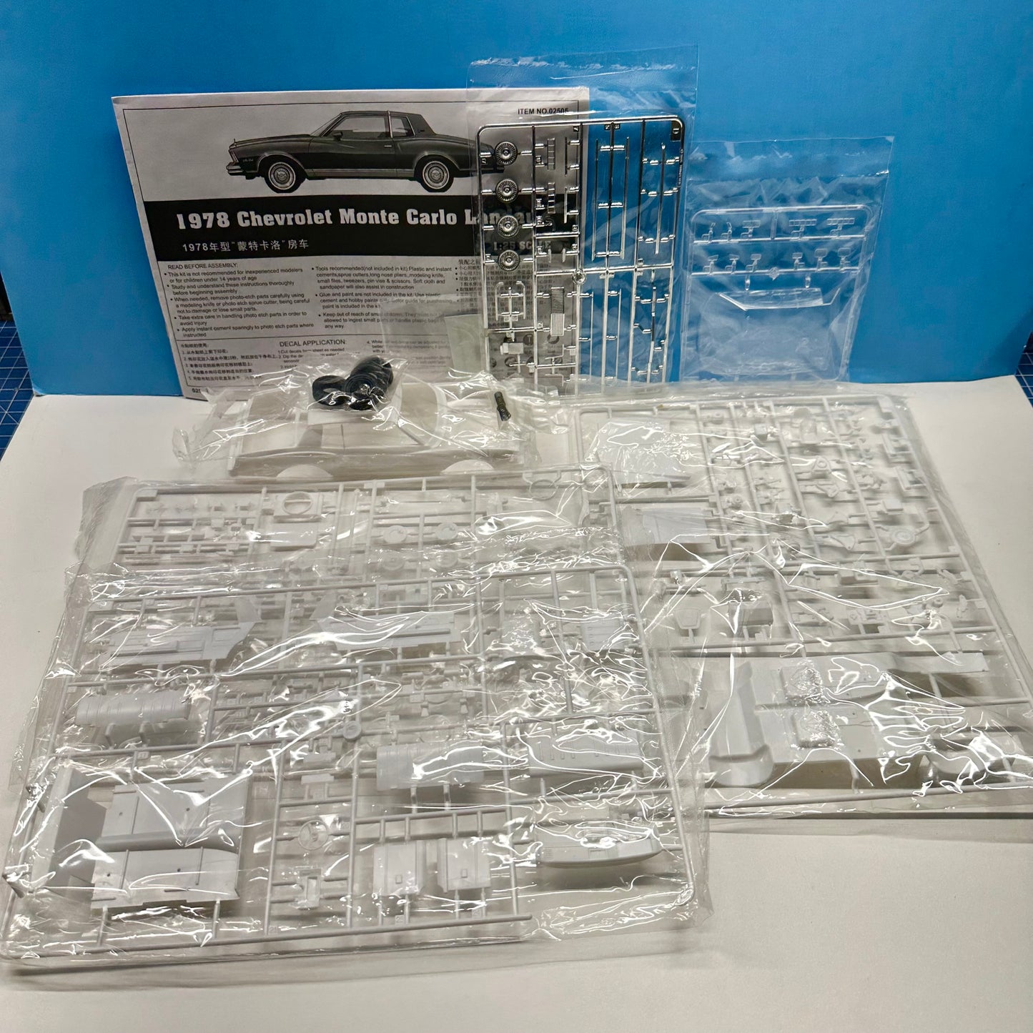 1978 Chevrolet Monte Carlo (Trumpeter)