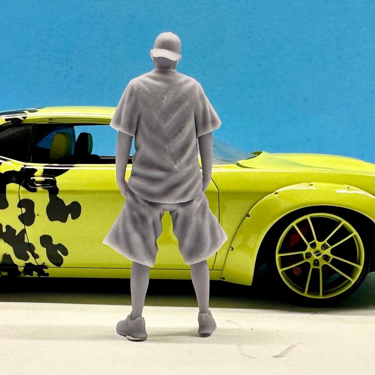 18. Cesar Male Figure for Display or Diorama 1/24 1/25