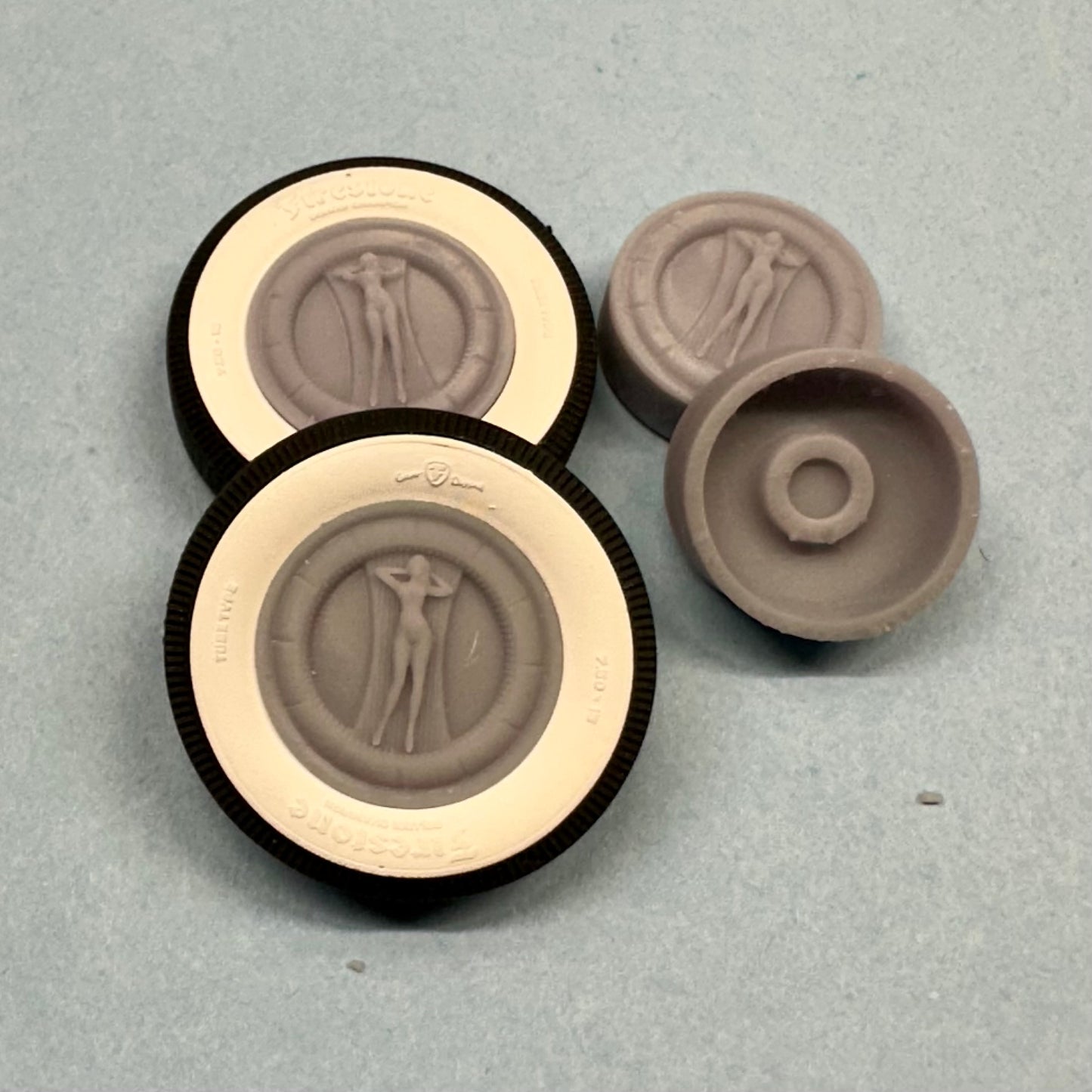 Marilyn Monroe Spinner Hubcaps 1/24 1/25