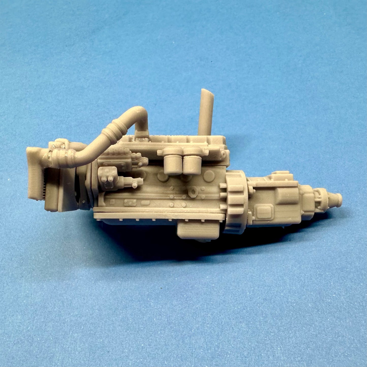 Cummins 24V Valve Diesel Engine 1/25