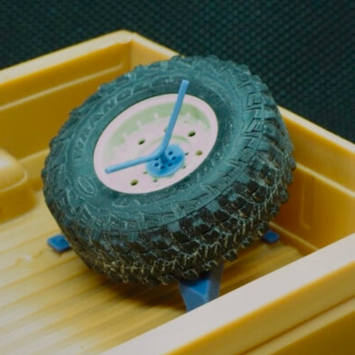In-Bed Tire Mount 1/24 1/25