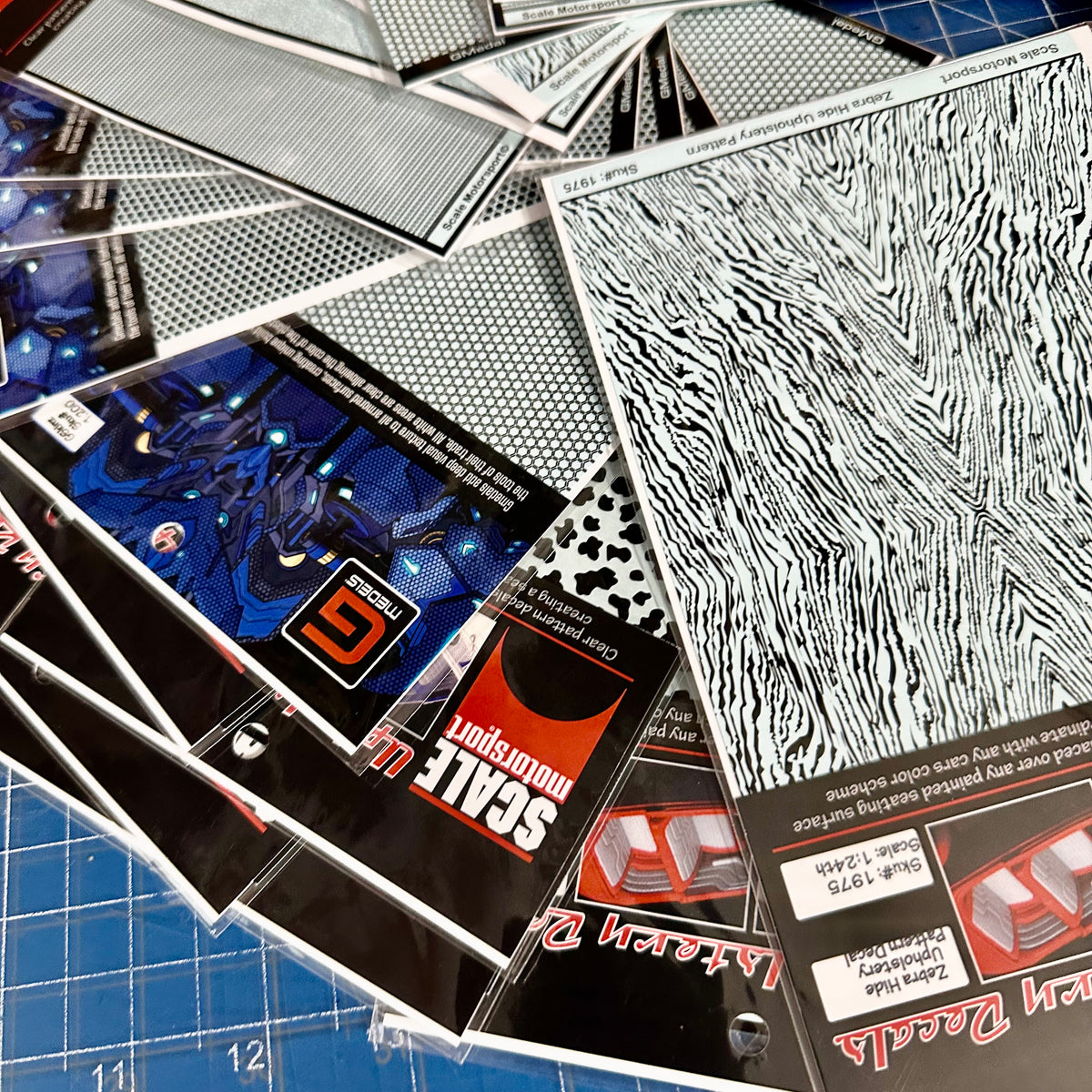 1 Random Decal Set - Scale Motorsport