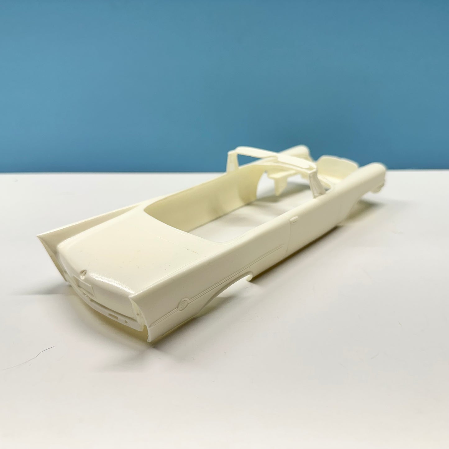 1957 Chrysler 300 Convertible Time Machine Cast Resin Model Kit