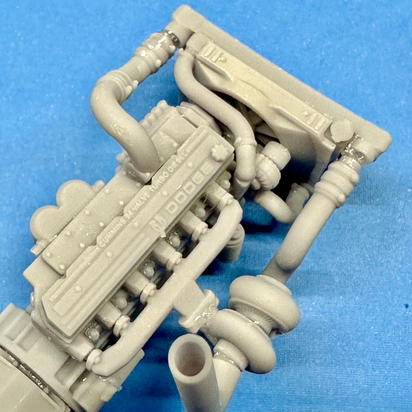 Cummins 24V Valve Diesel Engine 1/25