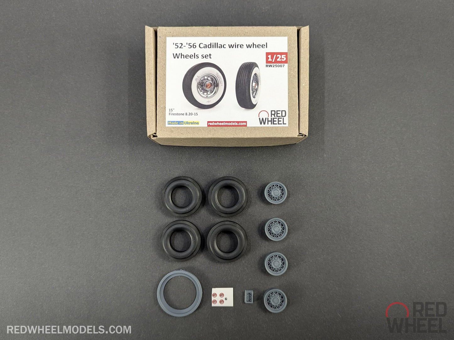 1952 - 1956 Cadillac Wire Wheels and Tires 1/25