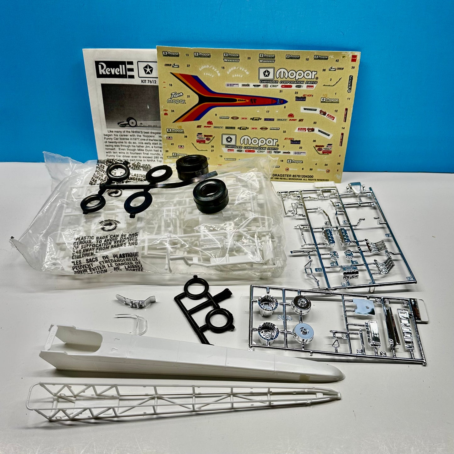 MOPAR Fuel Dragster by Revell