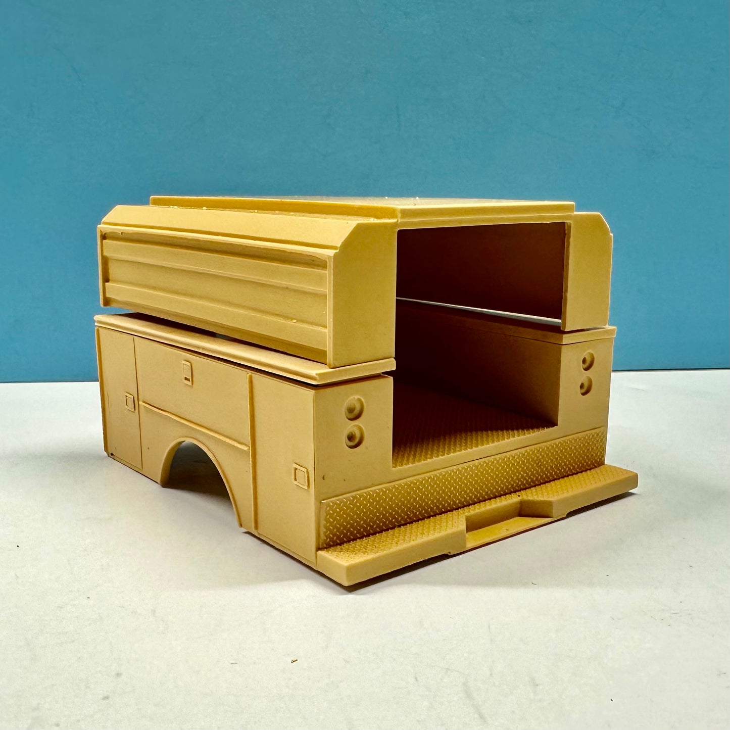 1965 Chevy Pickup Truck w/ Utility Bed Cast Resin Model Kit KED