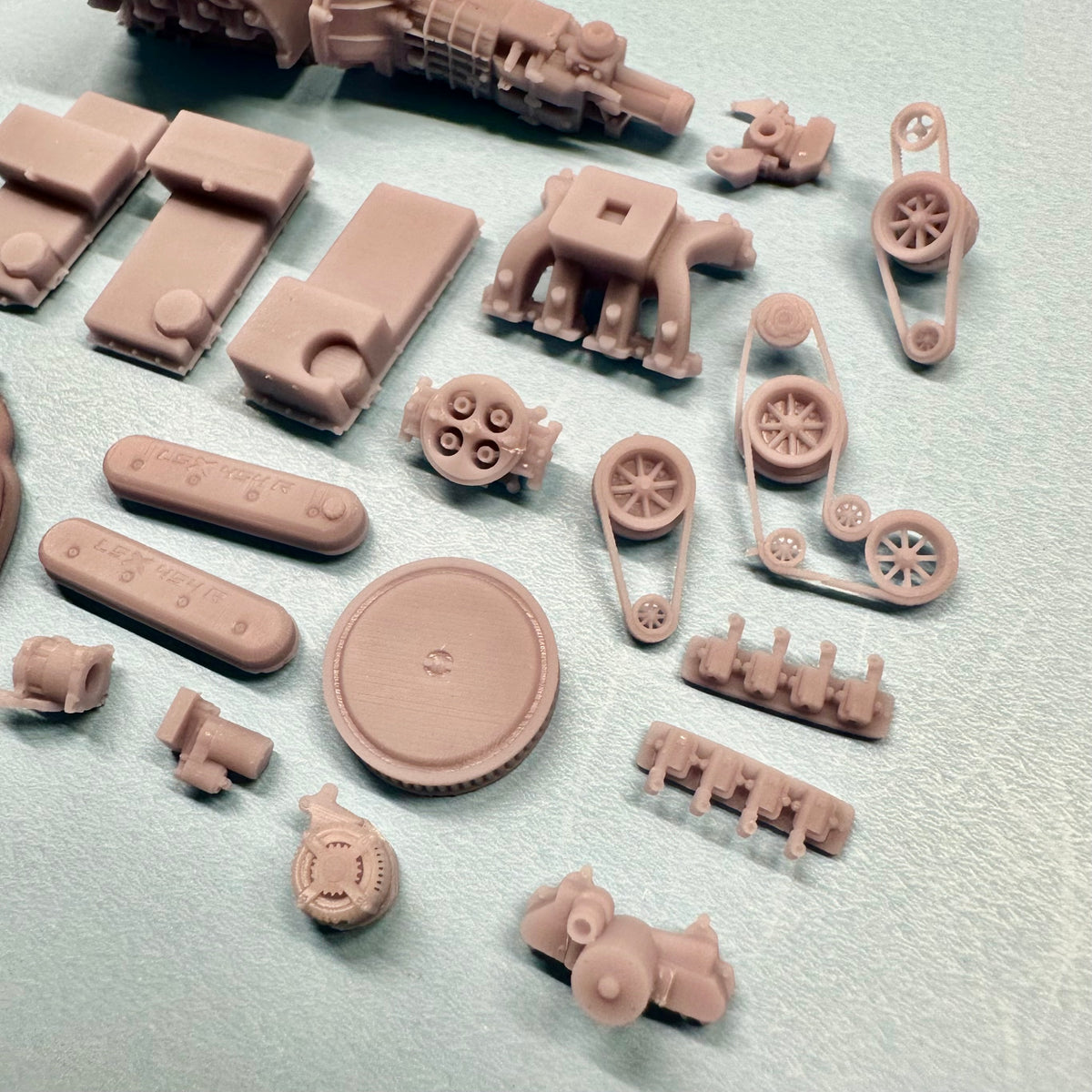 Carbureted Chevy 454 LSX Engine 1/25