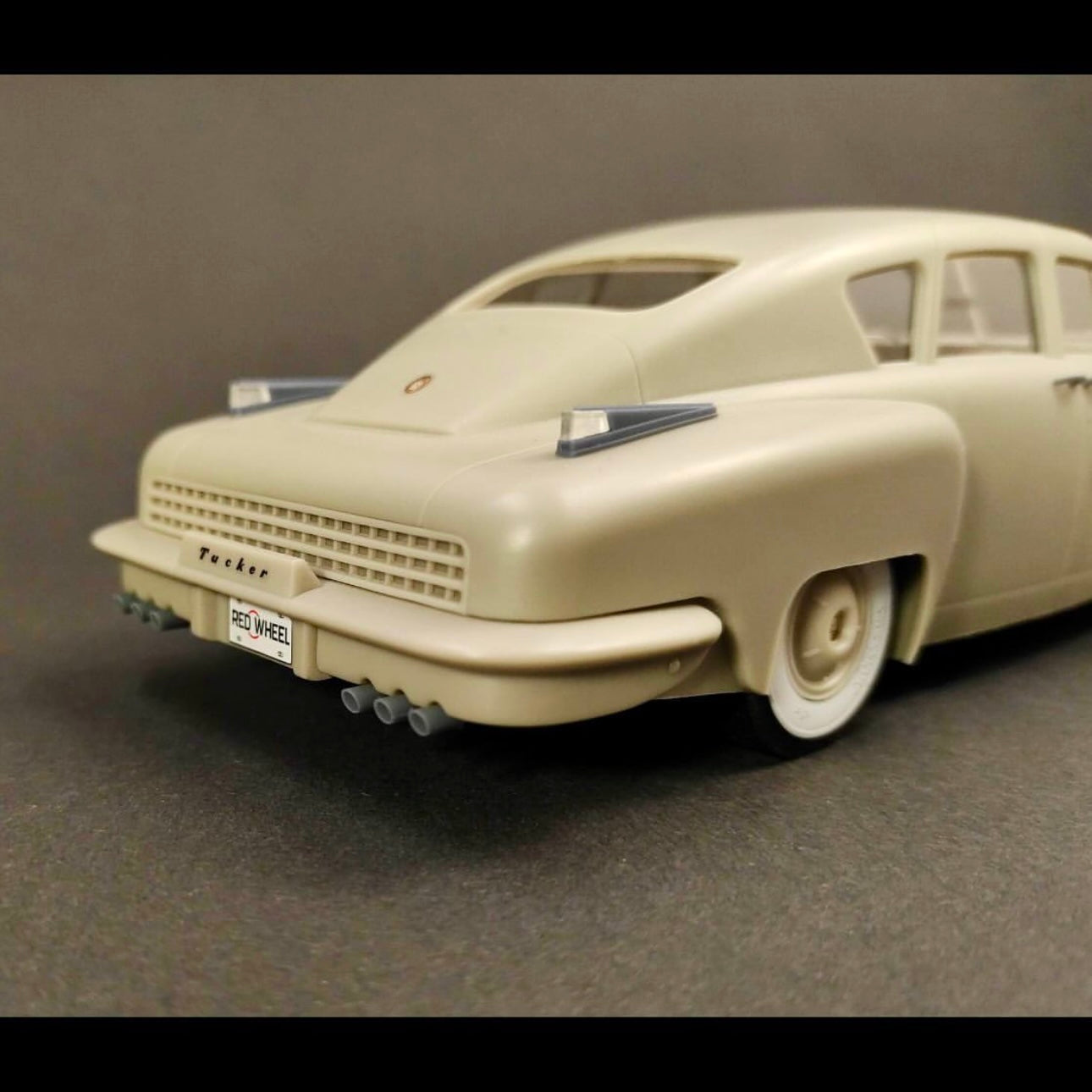 1948 Tucker Torpedo Resin Kit 1/25 by Red Wheel Models