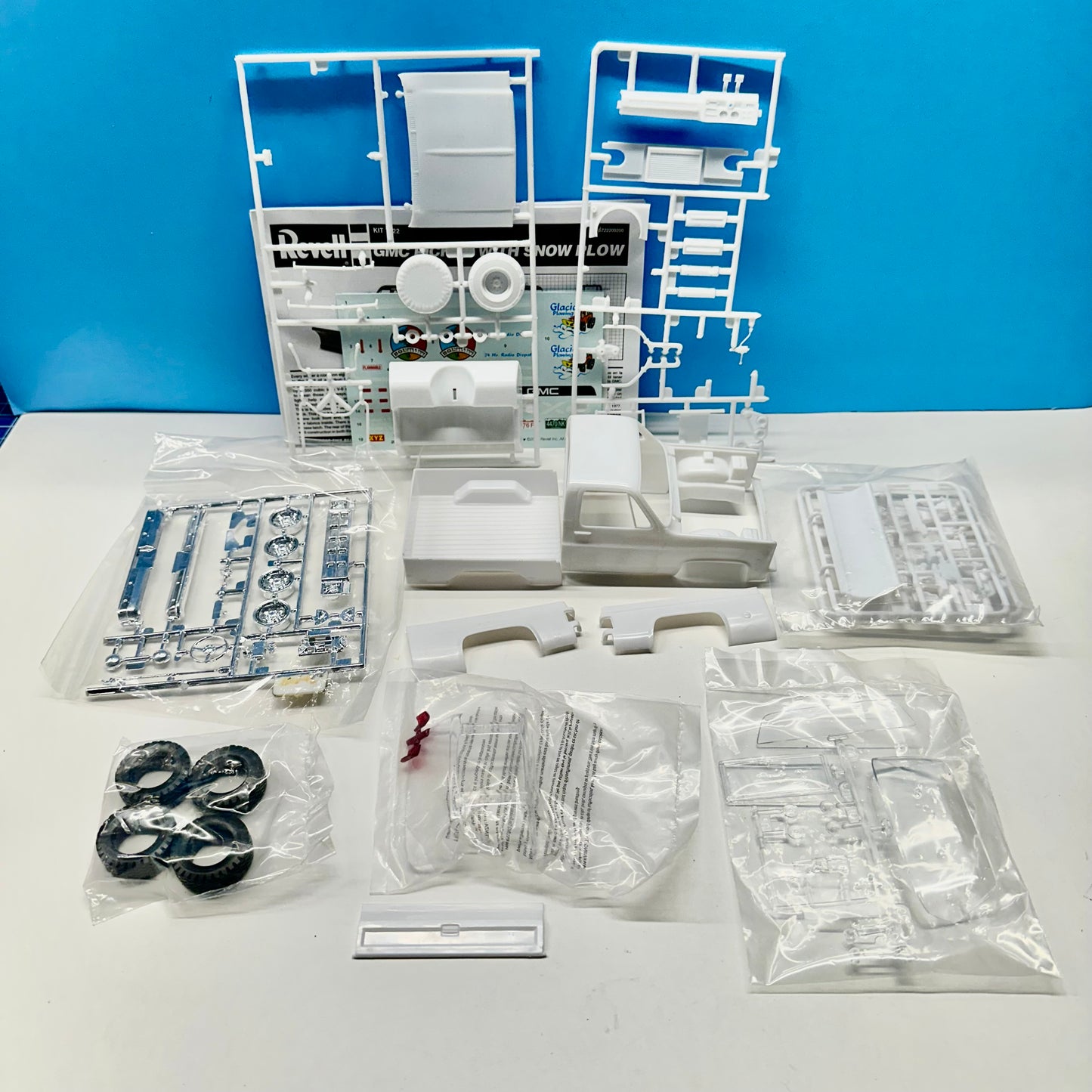 1977 GMC Pickup w/ Snowplow Revell