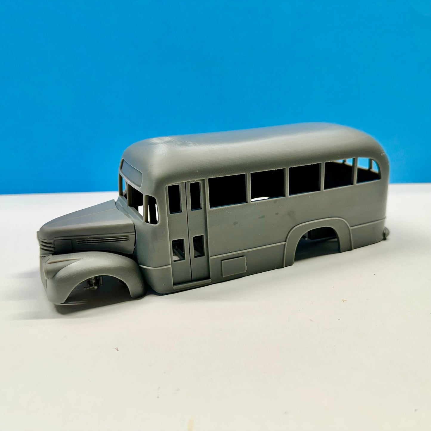 Resin Printed 1941 Chevy School Bus Long Wheelbase 1/25