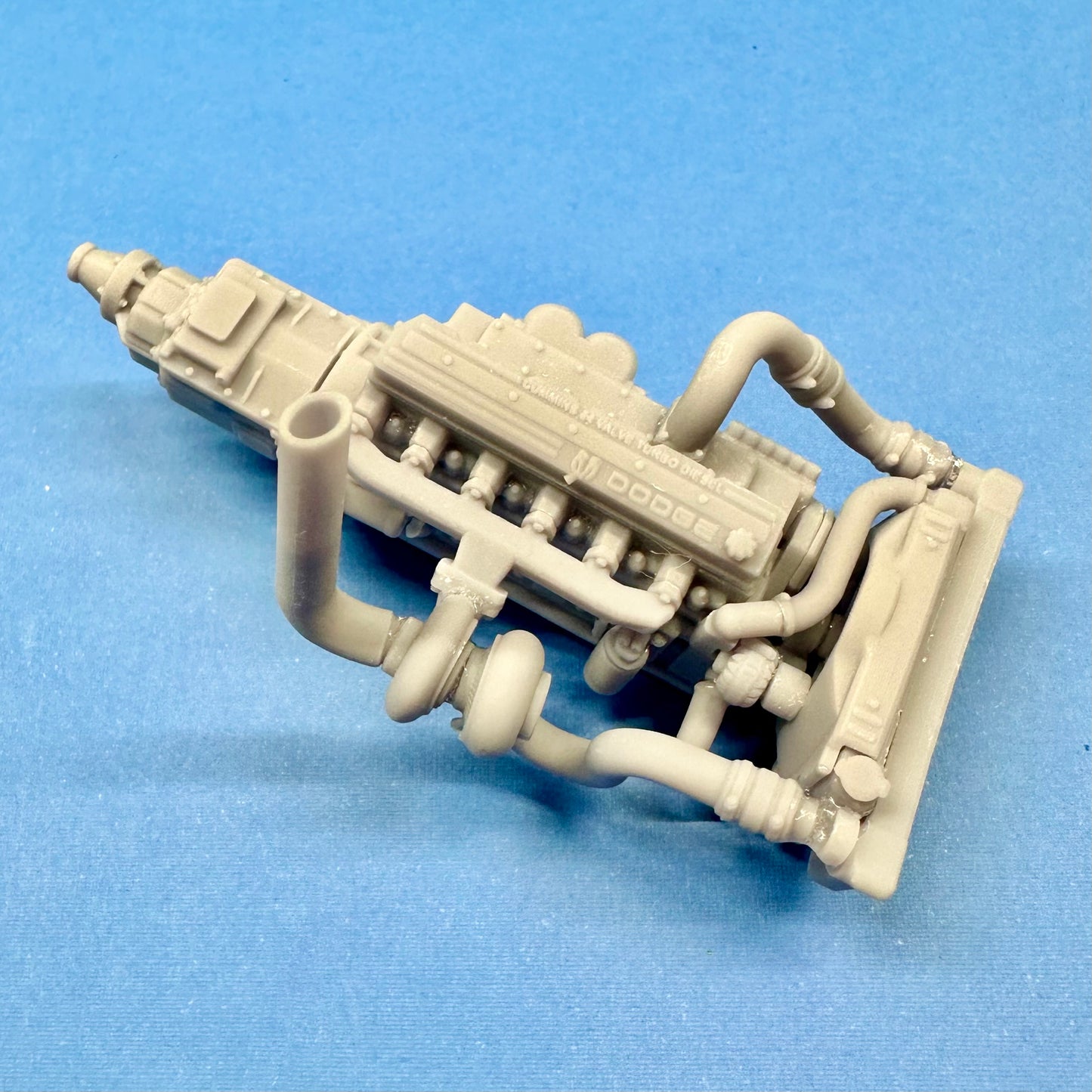 Cummins 24V Valve Diesel Engine 1/25
