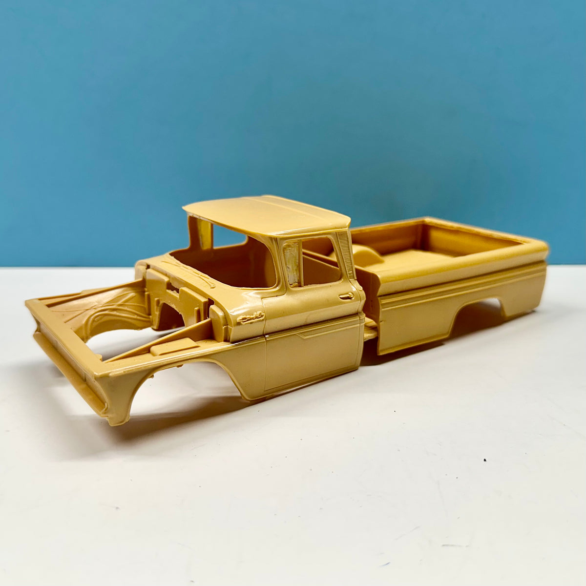 1962 Chevy Pickup Truck Cast Resin Model Kit KED