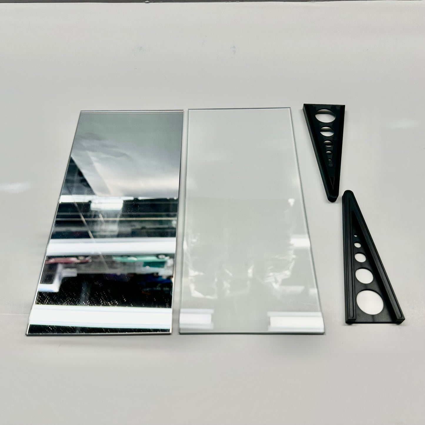 #1054 Display Stands - The Ramp