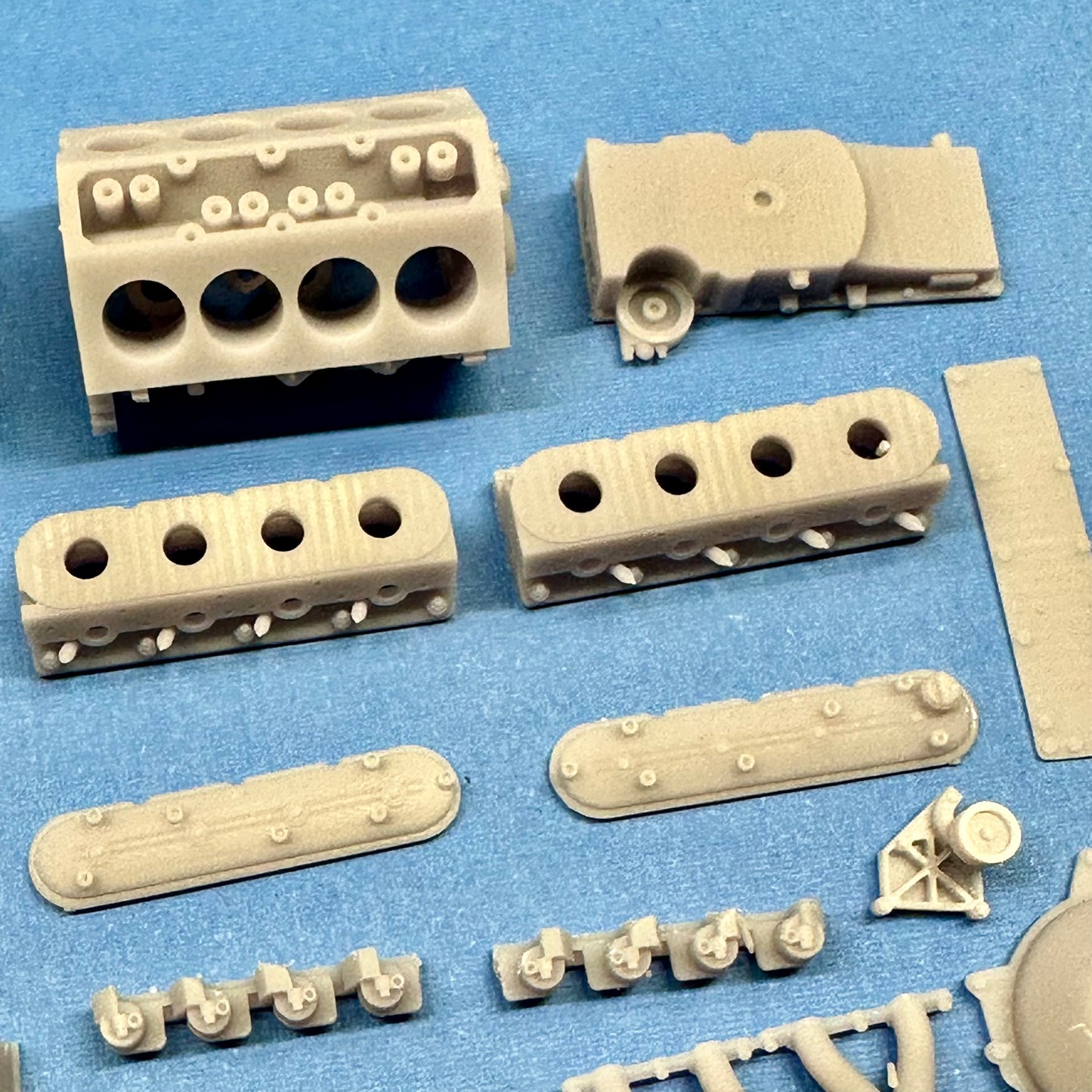 LSA Supercharged Chevy Engine 1/24 1/25