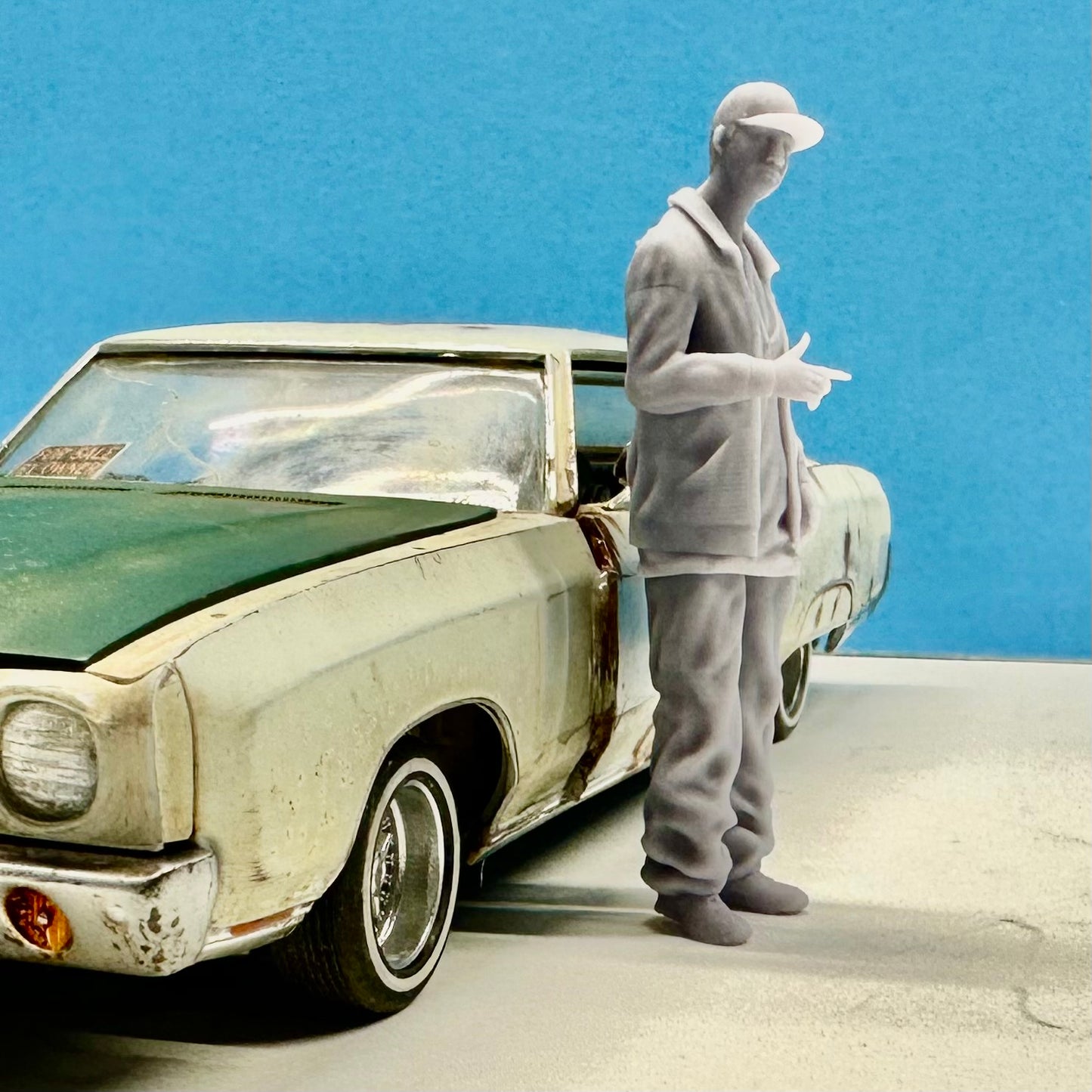 8. Jerry Male Figure for Display or Diorama 1/24 1/25