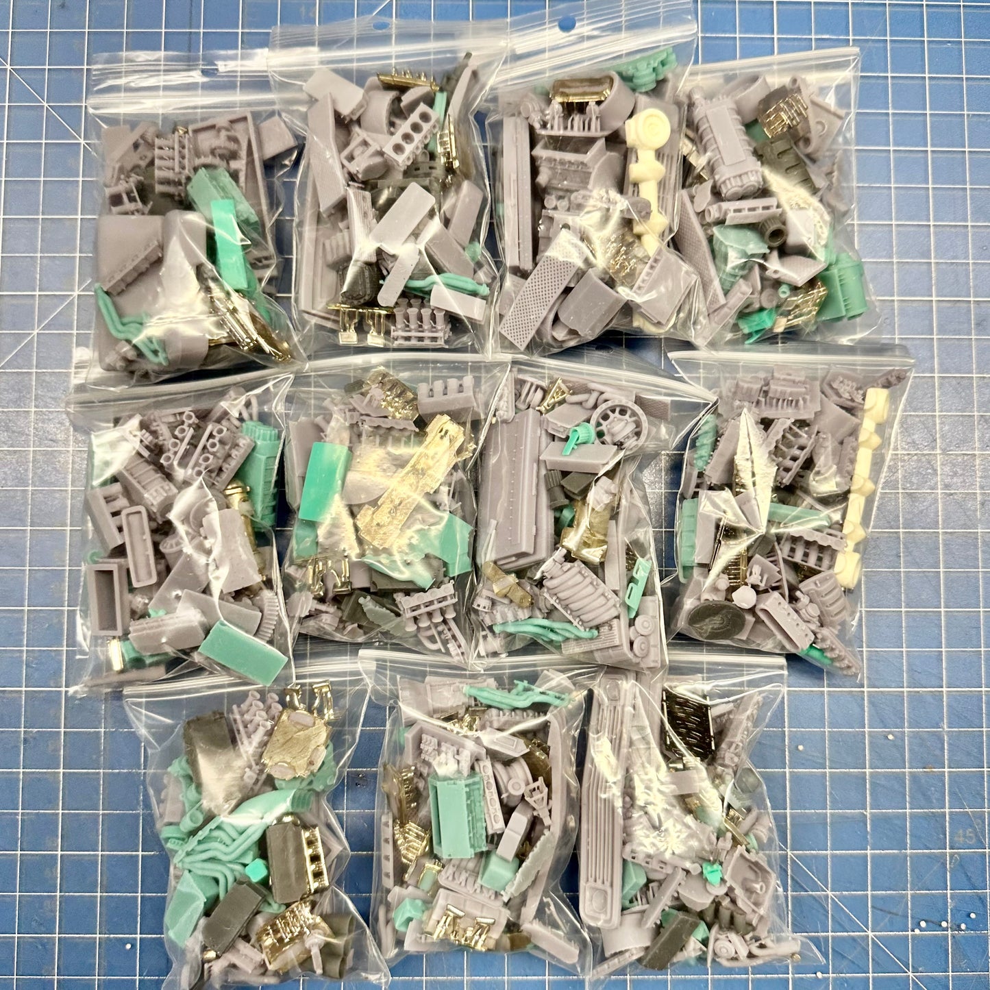 Garage Clutter - Parts for Diorama Display 1/24 1/25