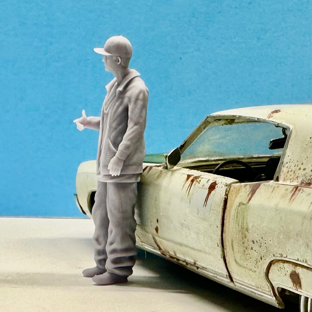 8. Jerry Male Figure for Display or Diorama 1/24 1/25