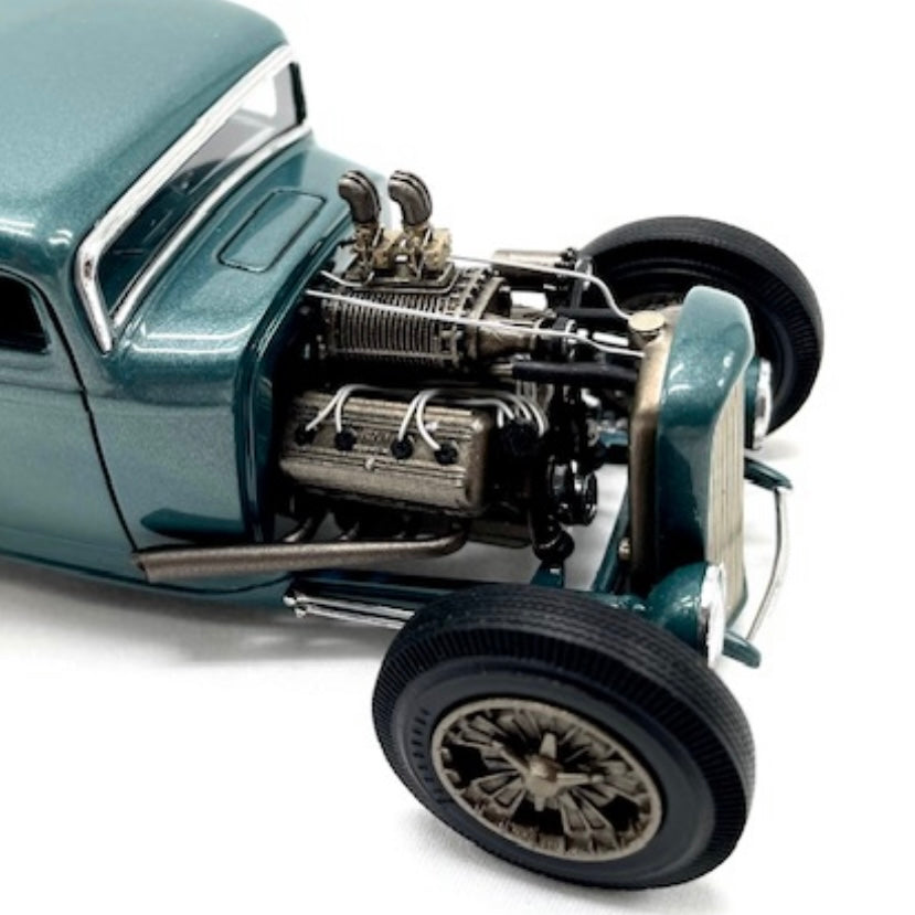 Ford Flathead SCoT Supercharged Engine 1/25