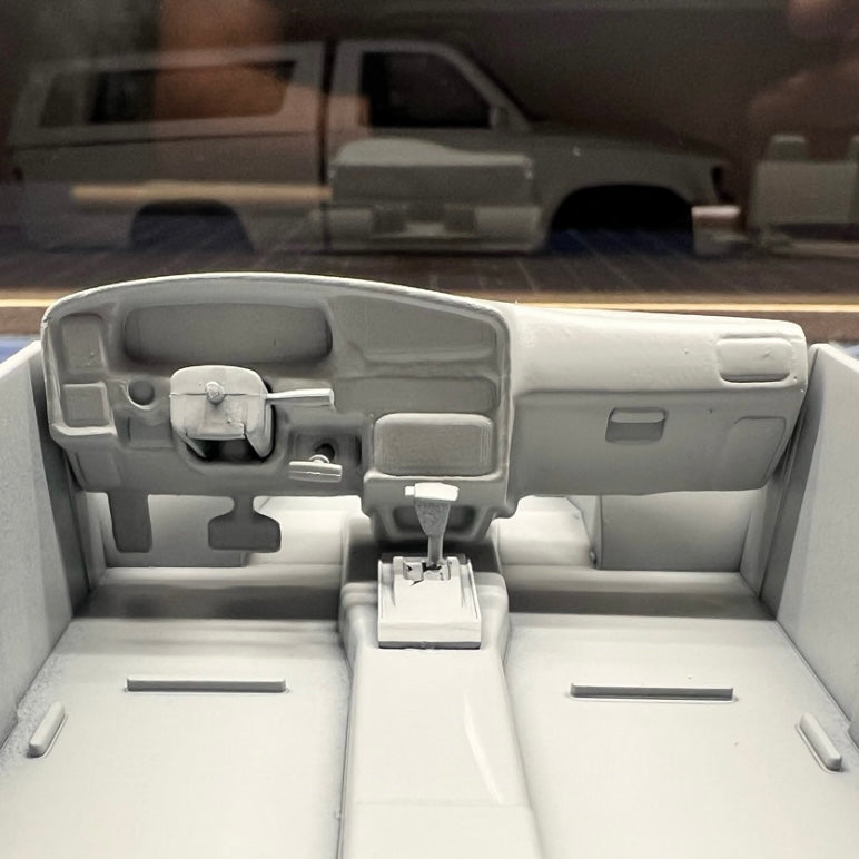 Plain/Blank LHD Dashboard for Aoshima Toyota Pickups 1/24