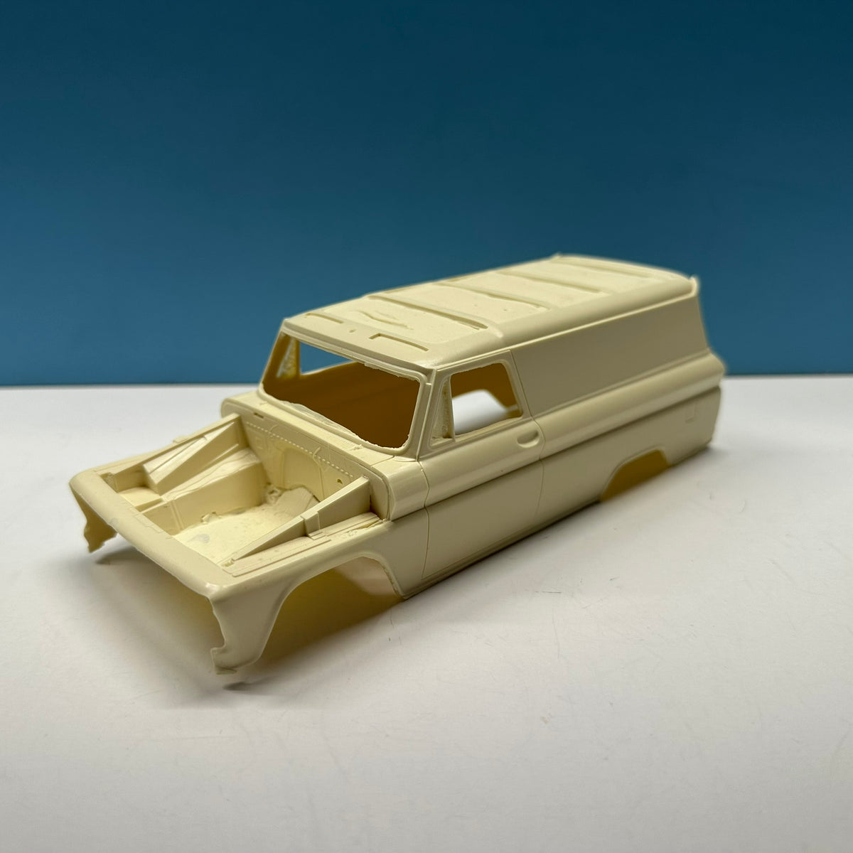 1966 Chevy Panel Truck Cast Resin Model Kit KED