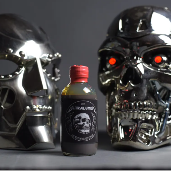 Ultralumen Chrome - Worlds shiniest paint! 4 oz Bottle