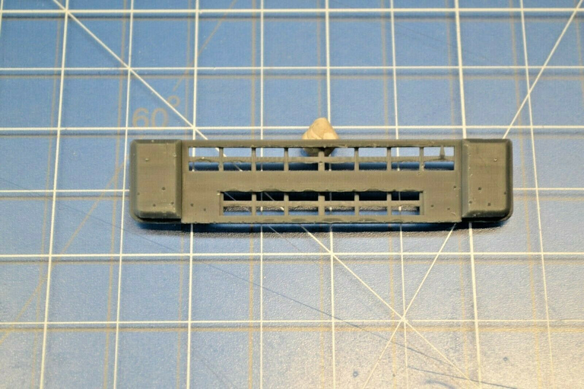 7 Custom Chevy C10 Grille 1985 1986 1987 1/25