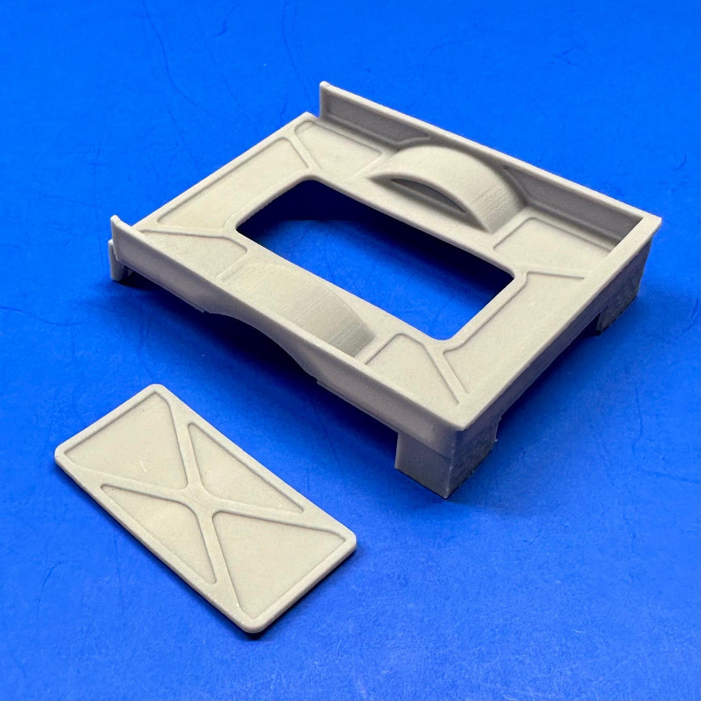 C1500 Custom Lifted Bed OBS Short Bed 1/25