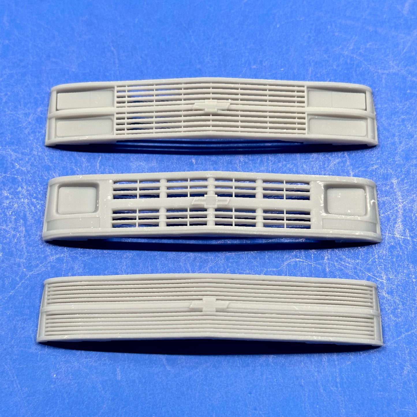 OBS Custom Grille for Silverado Dually Kits - Bar, Working Truck, Phantom 1/25