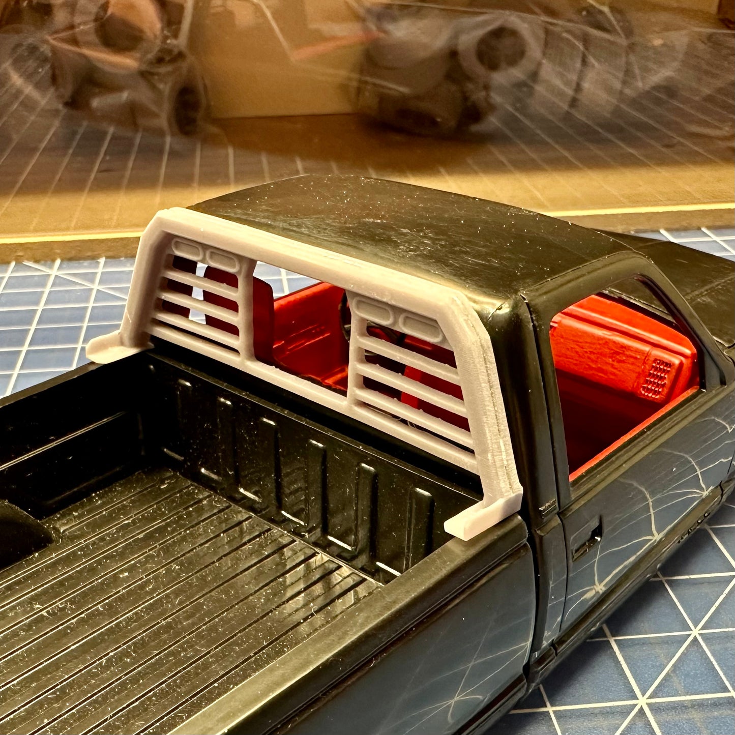 Head Rack Custom for Chevy C1500 3500 OBS Pickups Trucks 1/25