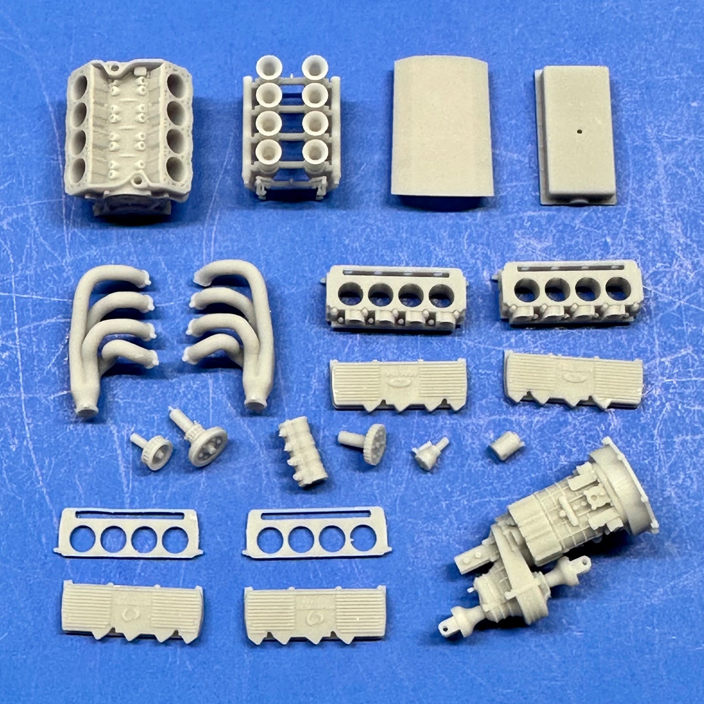 V1 Hoonicorn Ford 410 Engine 1/24 1/25