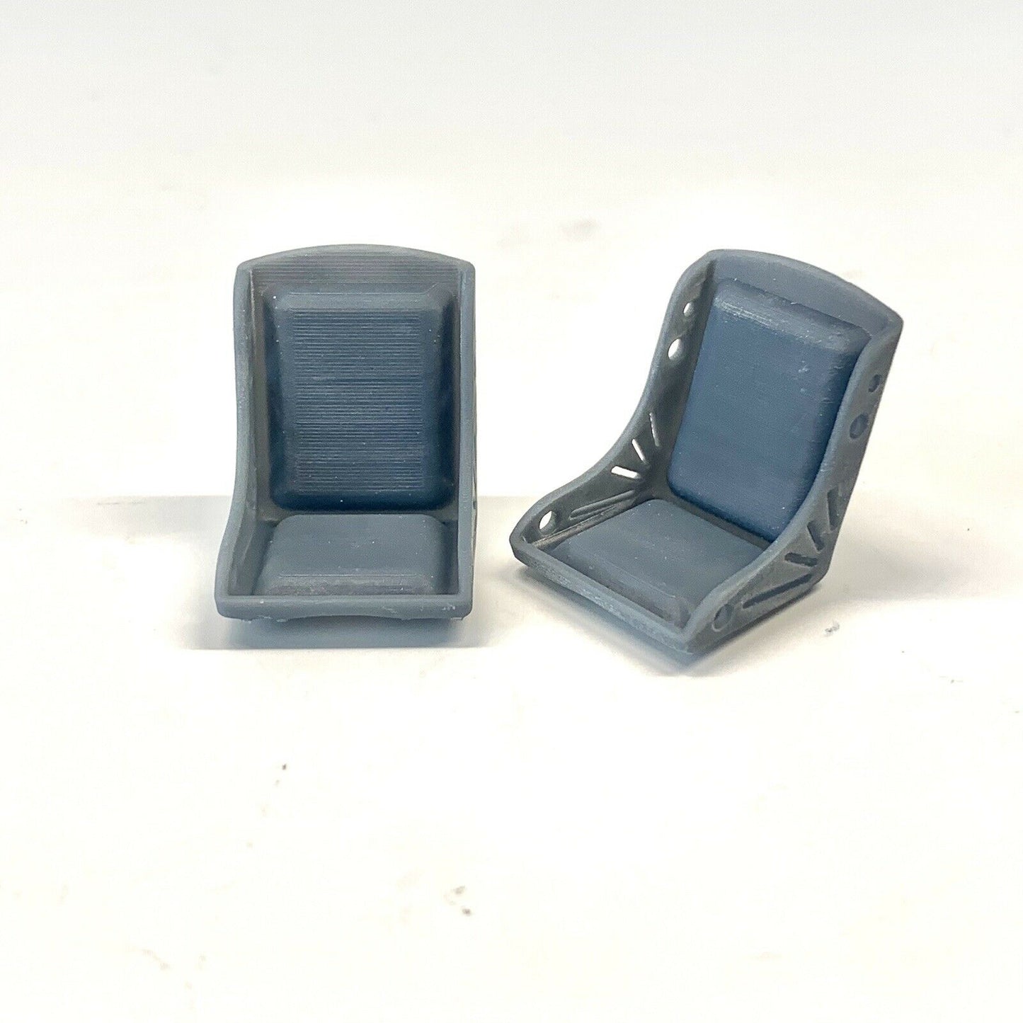 Set of Bomber Seats for Hot Rods (Select your style) 1/24 1/25