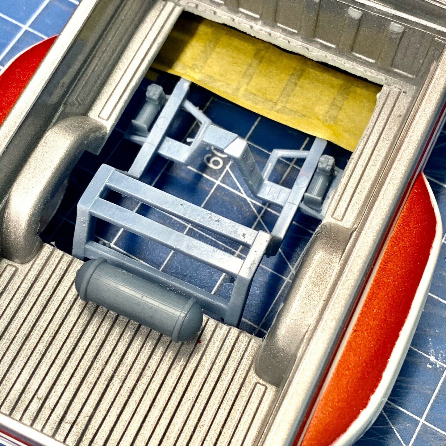 Universal Rear Frame/Chassis C-notched 1/24 1/25