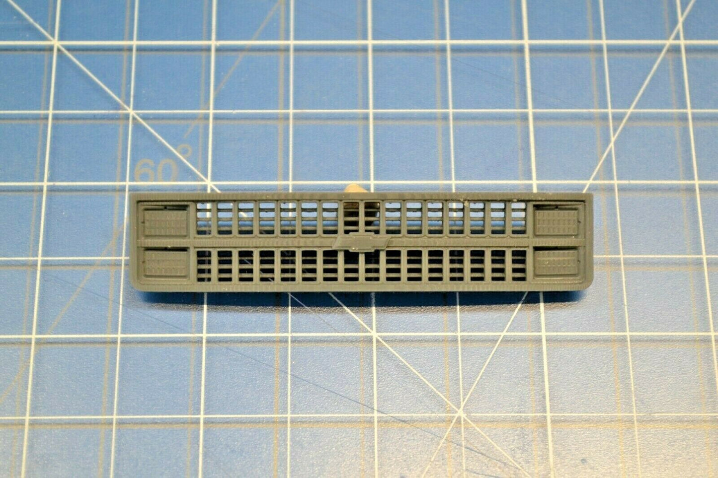5 Custom Chevy C10 Grille 1981 1982 1/25
