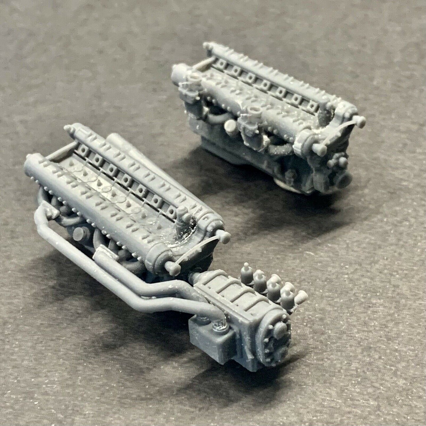 Delage Straight 8 Engine - 2 in 1 Stock & Supercharged 1/25