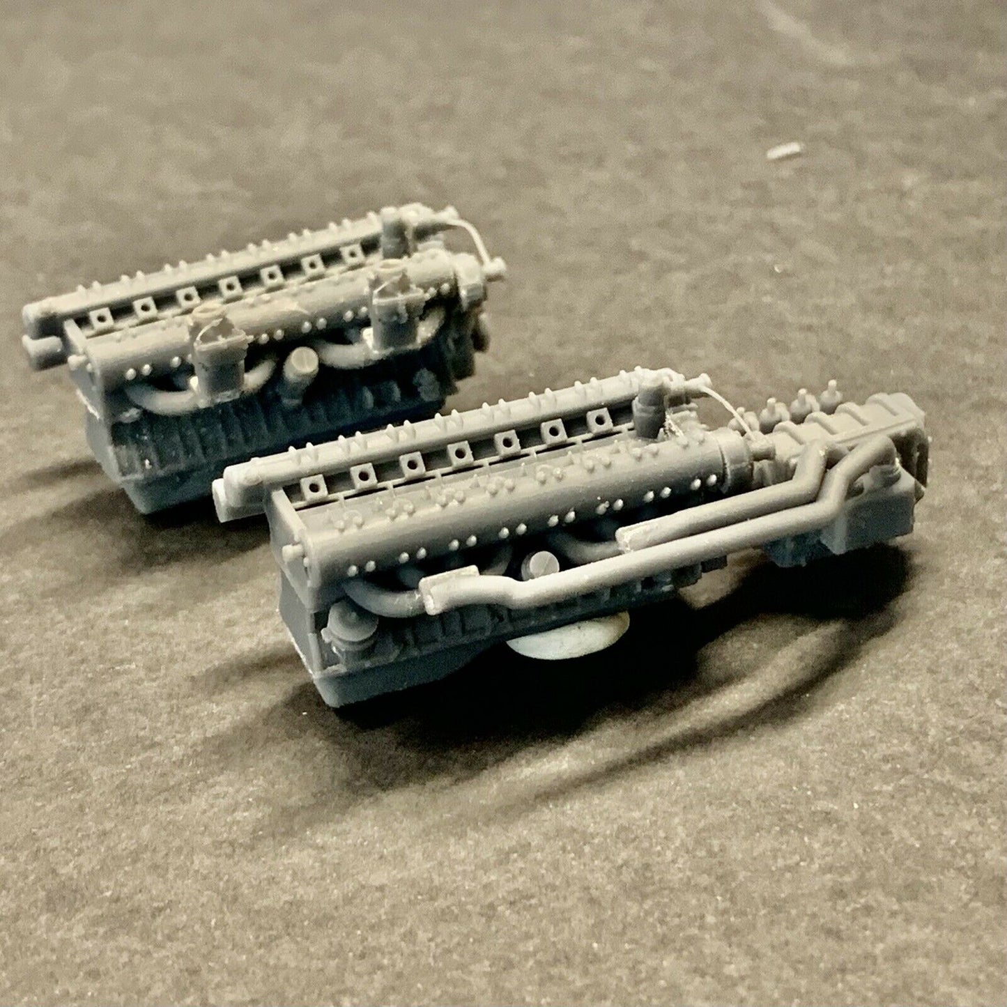 Delage Straight 8 Engine - 2 in 1 Stock & Supercharged 1/25