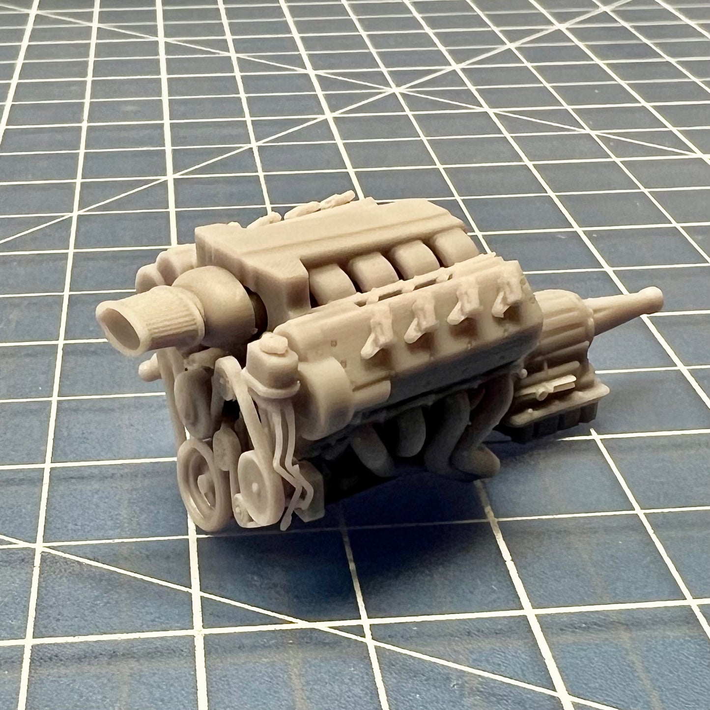 Mercury Racing SB4 750HP LS7 Crate Engine 1/25