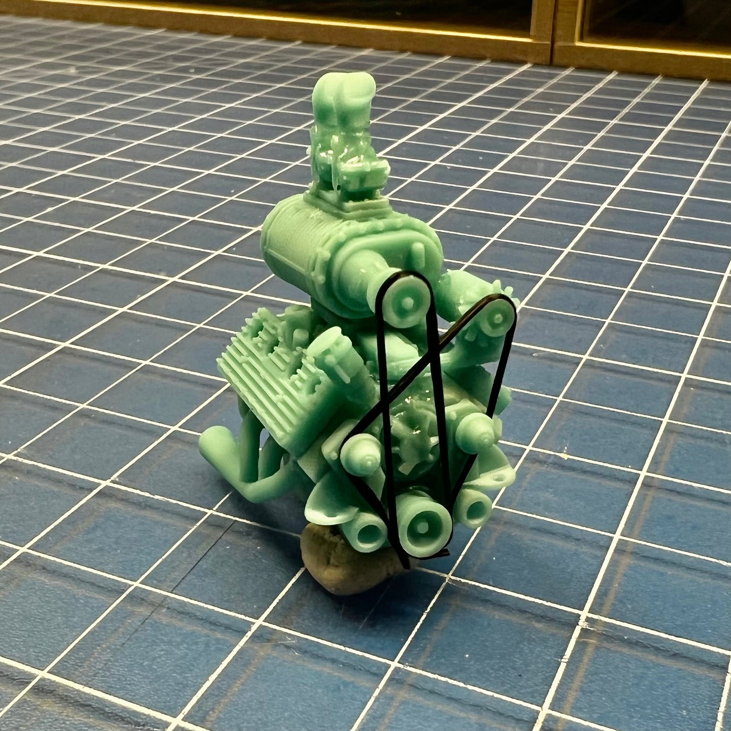 Ford Flathead SCoT Supercharged Engine 1/25
