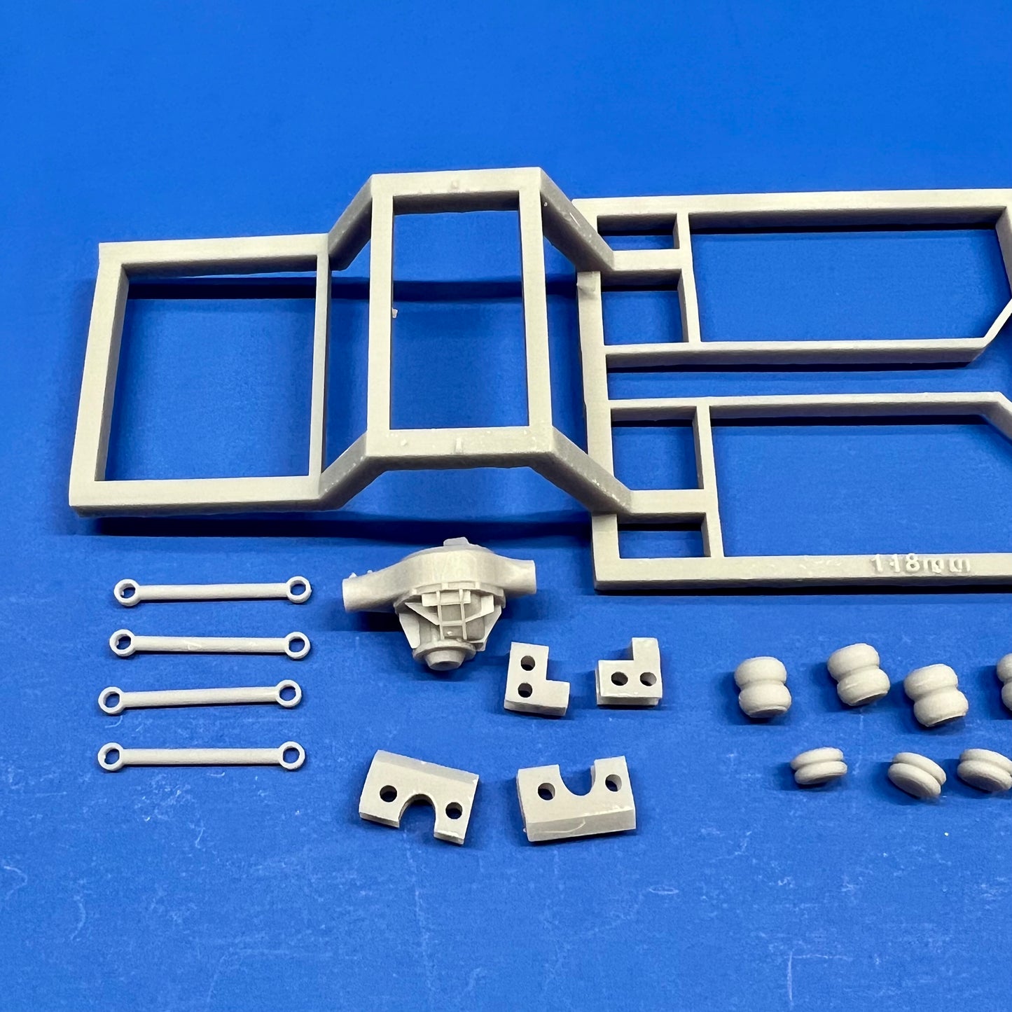 V0 Drop Kit Frame Chassis w/ Suspension 1/25