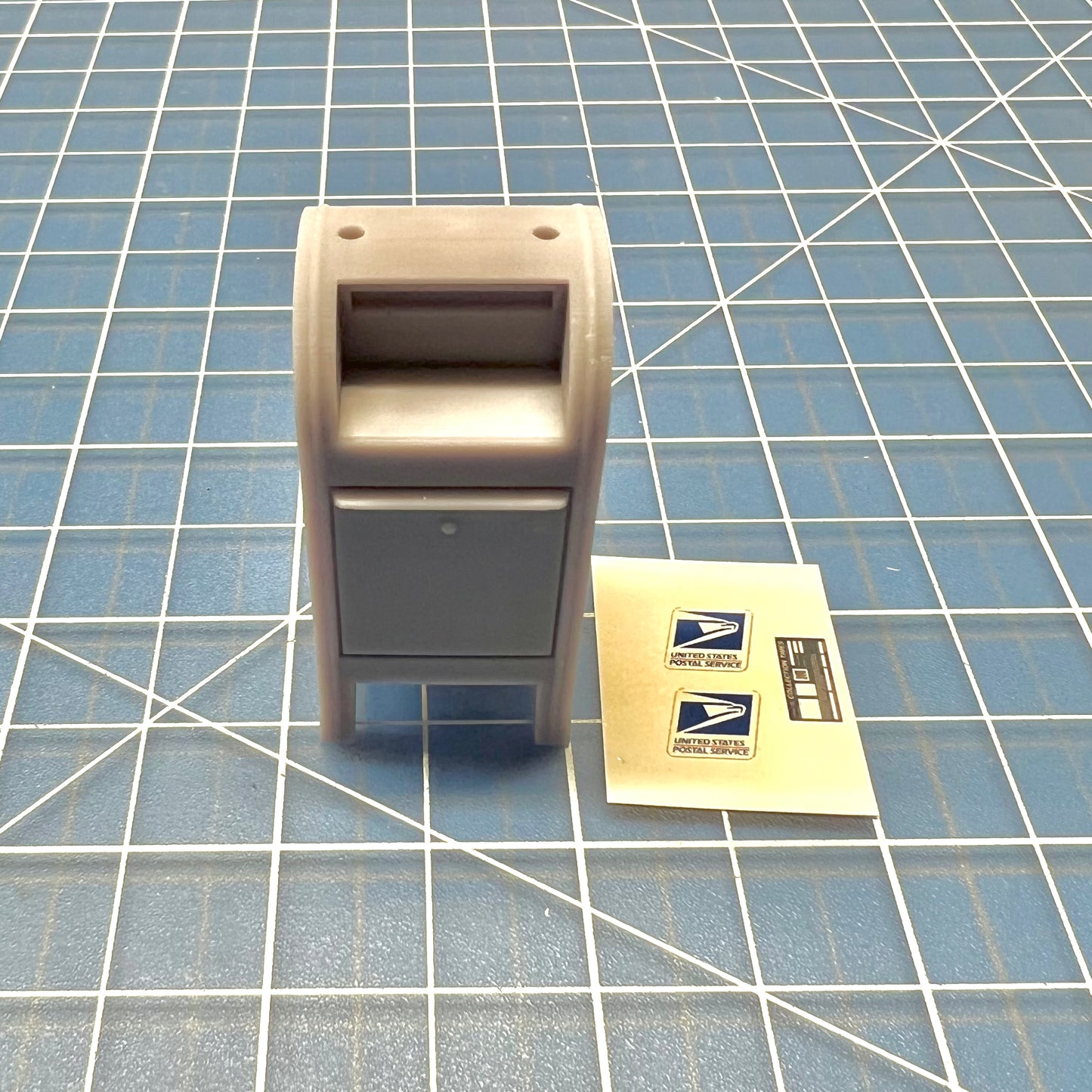 USPS Postal Service Mailbox w/ Decals for Diorama 1/24 1/25