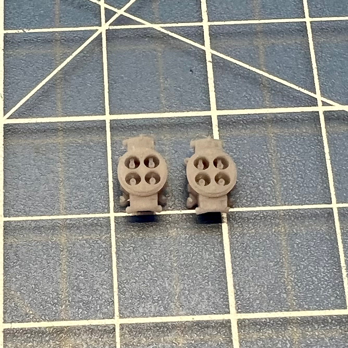 Pair of 4 Barrel Carbs Carburetors 1/24 1/25