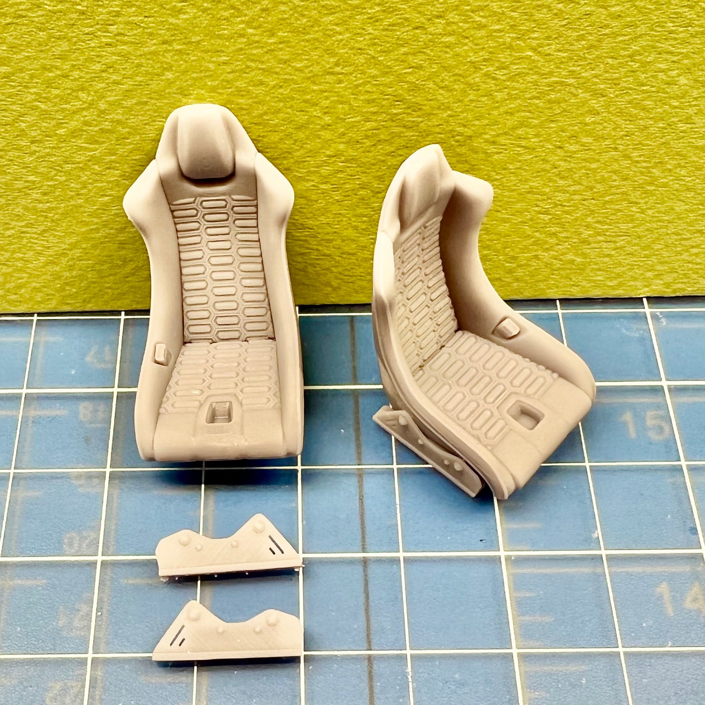 Set 1 of Sports Race Custom Seats for any Model Kit 1/24 1/25
