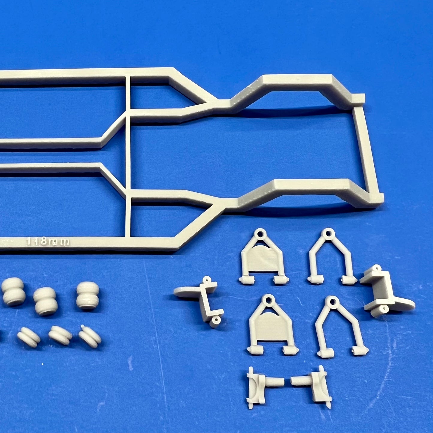V0 Drop Kit Frame Chassis w/ Suspension 1/25