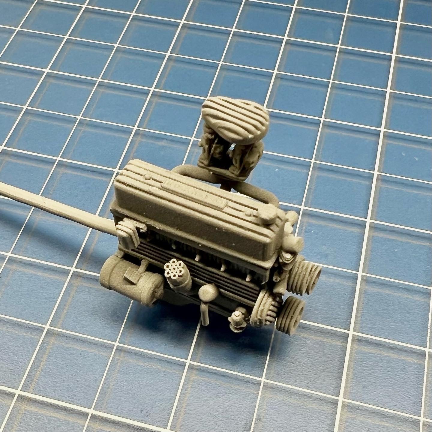 Custom Chevy 235 Engine w/ Finned parts - V6 Straight Six 6 Stovebolt 1/25