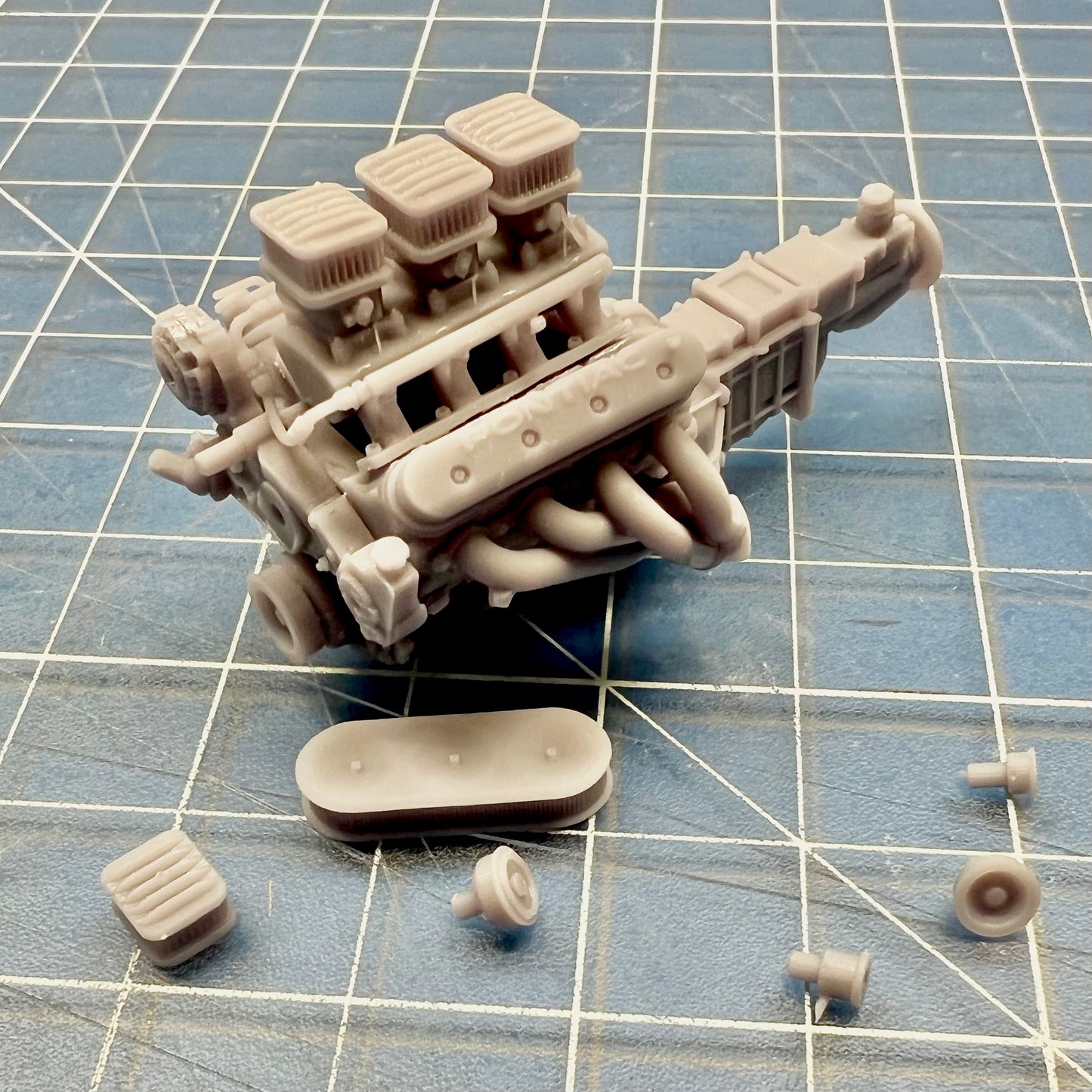 Pontiac Tri-Power Engine w/ Holley EFI intake (LS based) 1/24 1/25