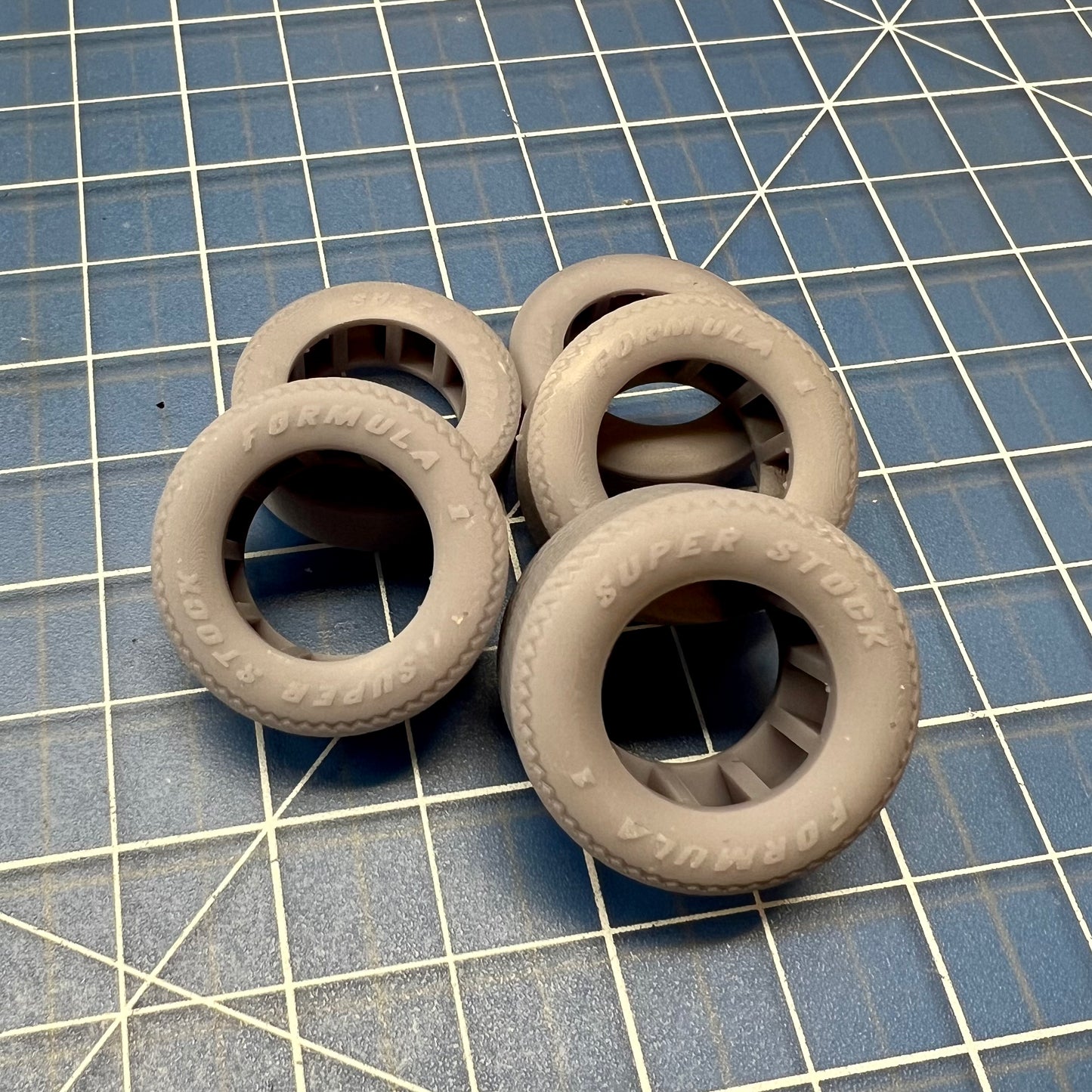 Formula 1 Super Stock Tire 1/25 1/24 (SOLD IN PAIRS)