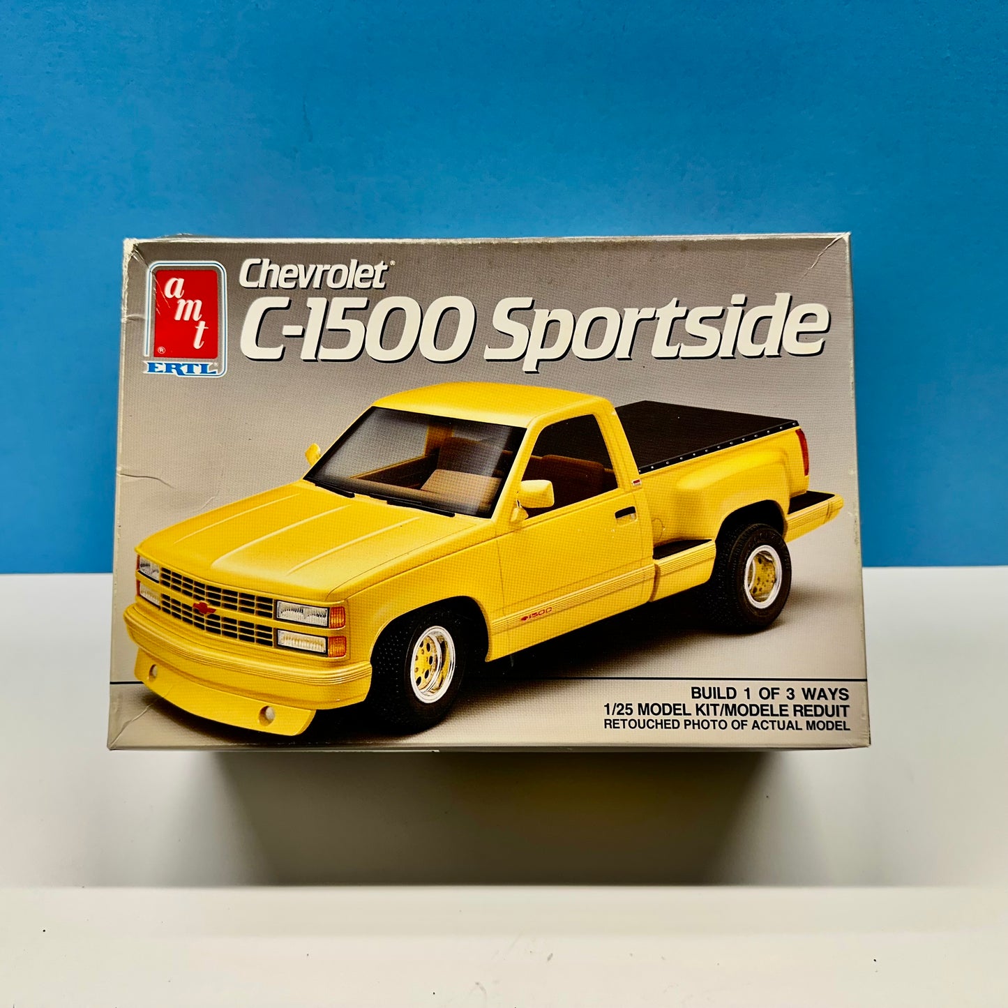 AMT ERTL Chevrolet Chevy C-1500 Sportside Pickup Truck 1/25