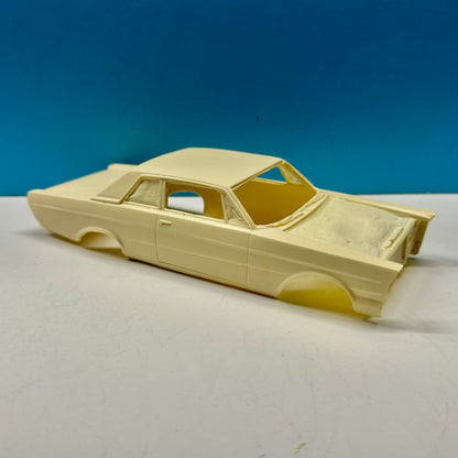 1965 Ford Fairlane Custom Sedan 2 Door Cast Resin Model Kit KED