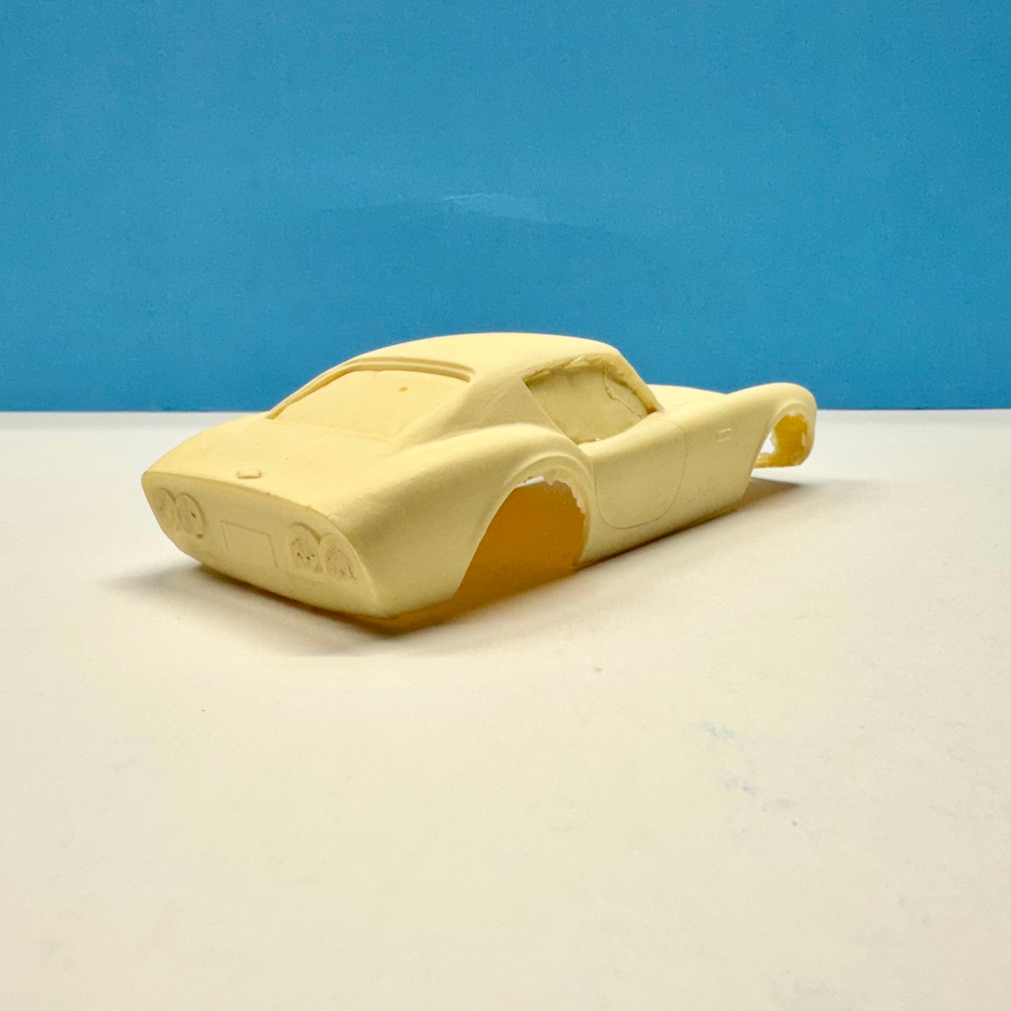 Resin Fastback Cobra w/ Ford 289 Donor Kit