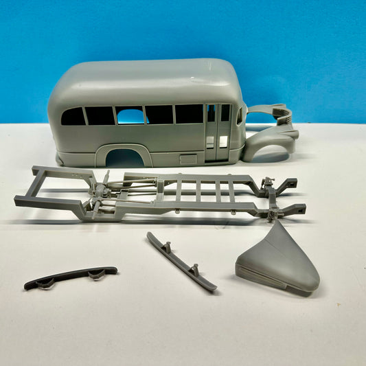 Resin Printed 1941 Chevy School Bus Long Wheelbase 1/25